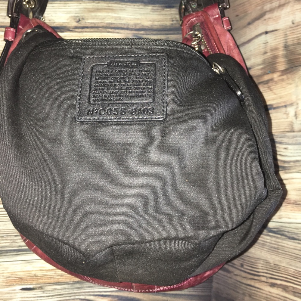 Beautiful Distressed Leather Authentic Coach - image 5